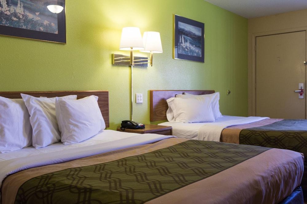 Econo Lodge Pryor Creek Экстерьер фото