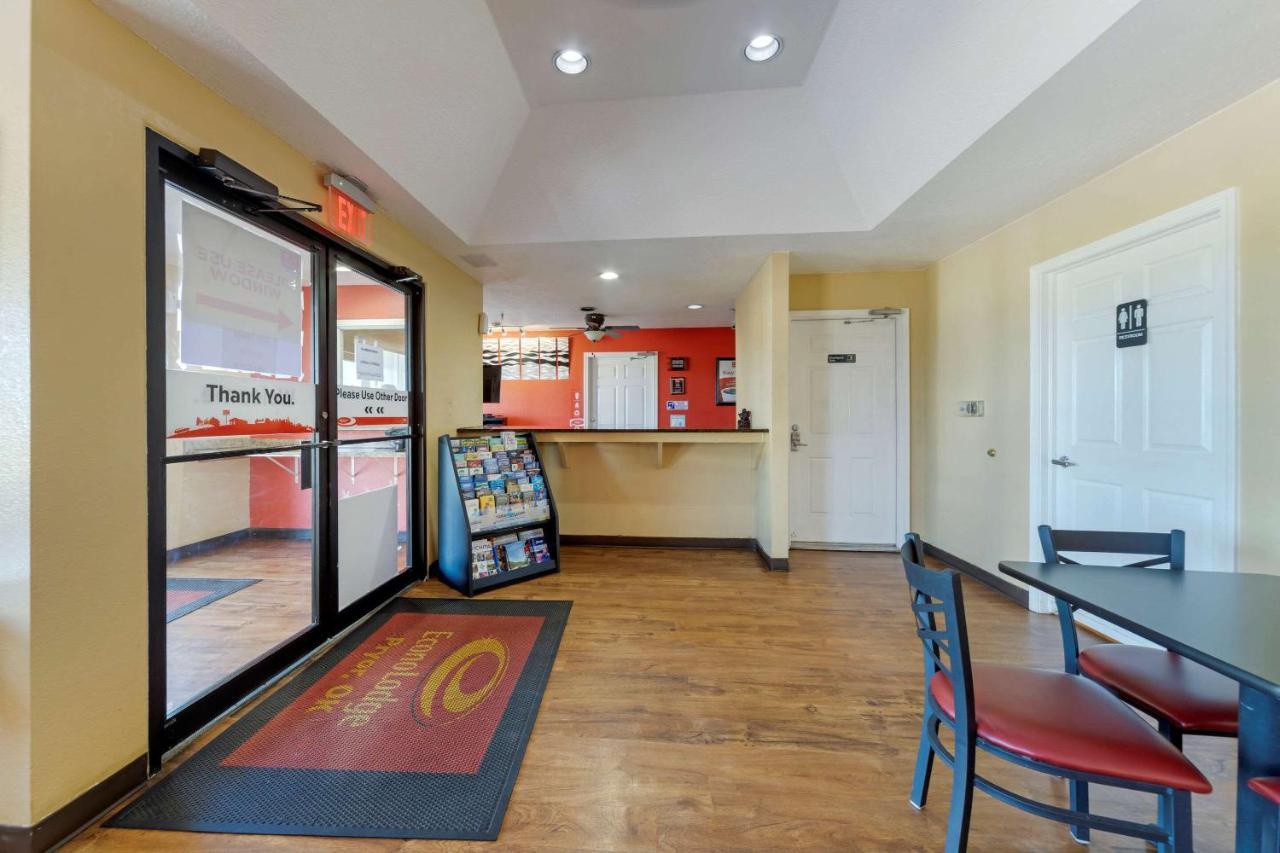Econo Lodge Pryor Creek Экстерьер фото