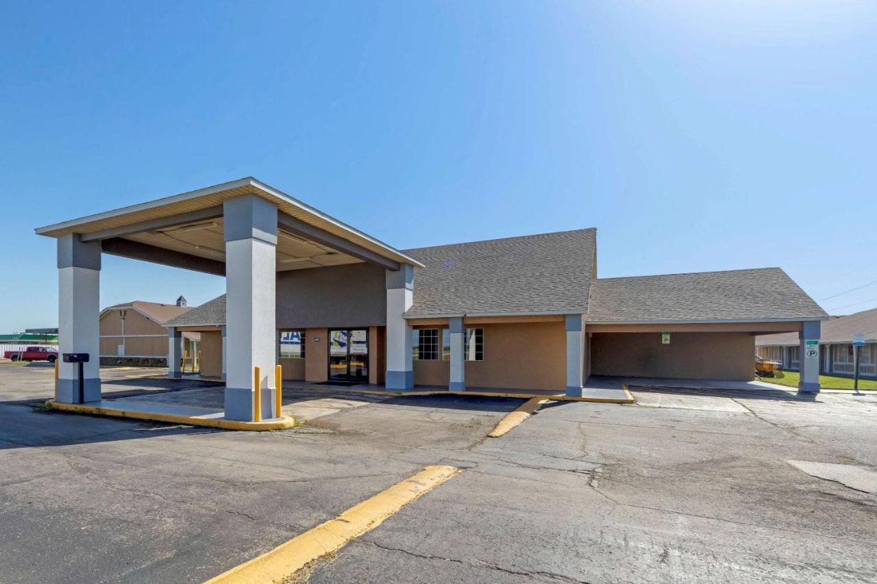 Econo Lodge Pryor Creek Экстерьер фото