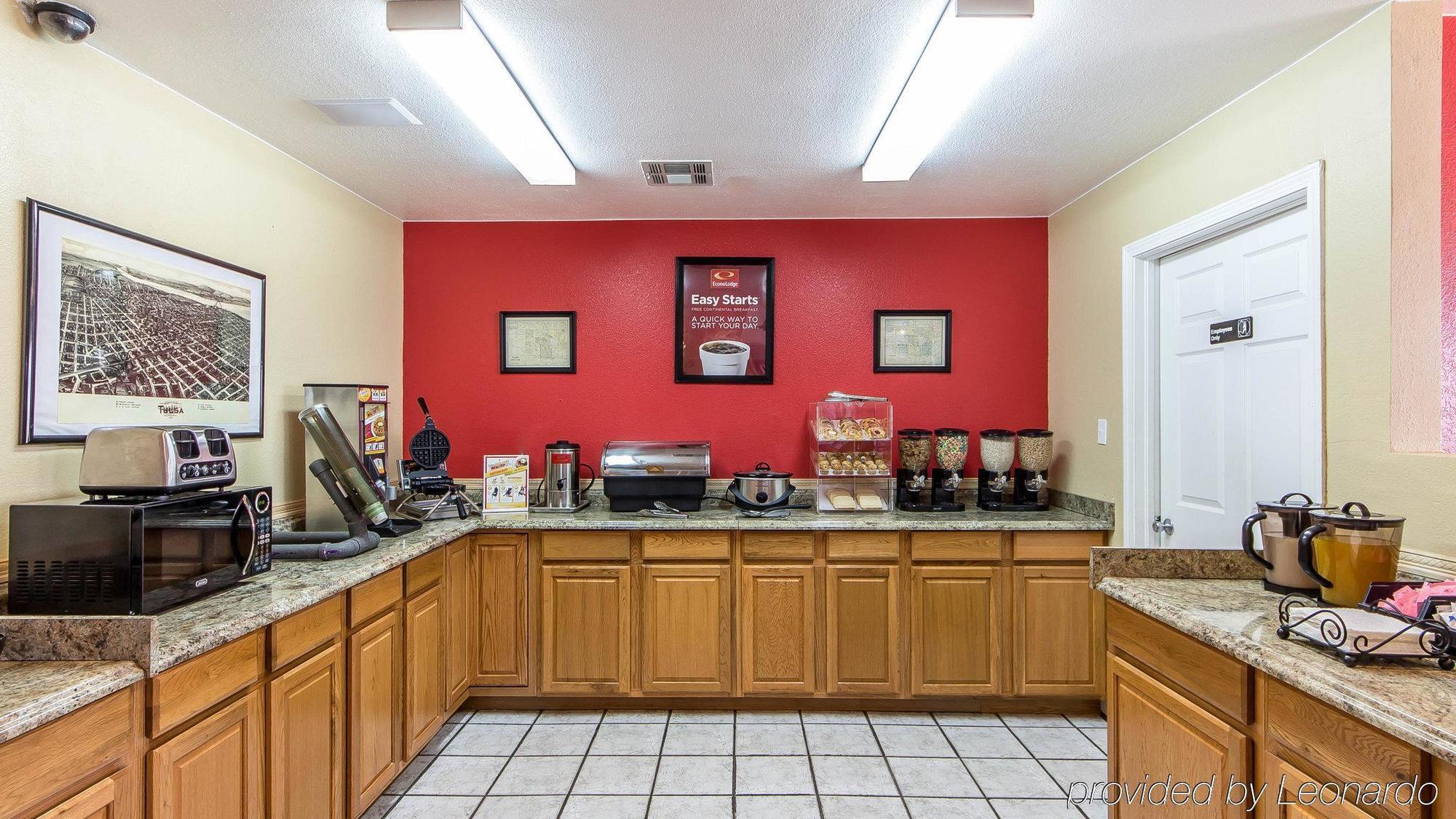Econo Lodge Pryor Creek Экстерьер фото
