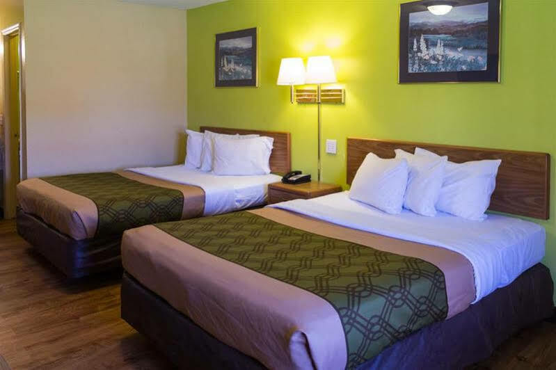 Econo Lodge Pryor Creek Экстерьер фото